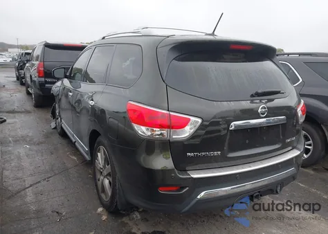 2016 Nissan Pathfinder Platinum z USA, uszkodzony, nr VIN 5N1AR2MN1GC623031